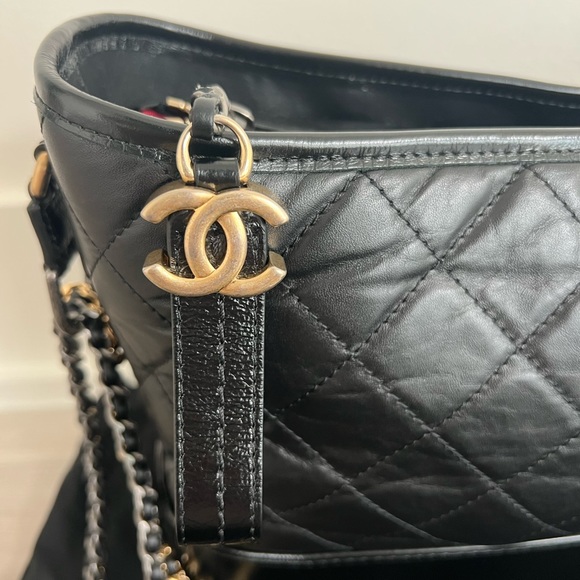 Chanel medium black gabrielle bag - Picture 10 of 14